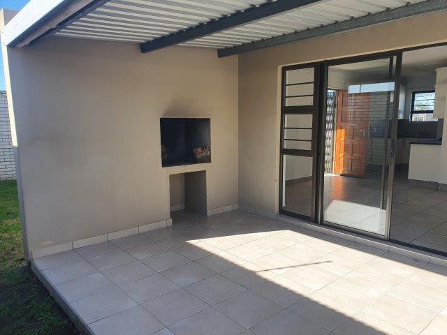 2 Bedroom Property for Sale in Gonubie Eastern Cape